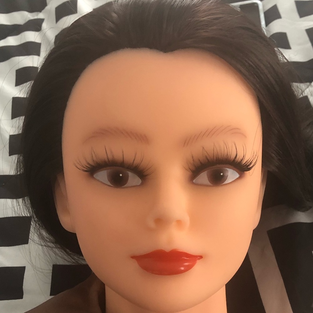 Look At Me Lashes - Picture 2 of 3